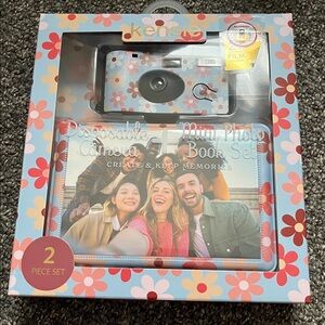 Kensie disposable camera and photo album set